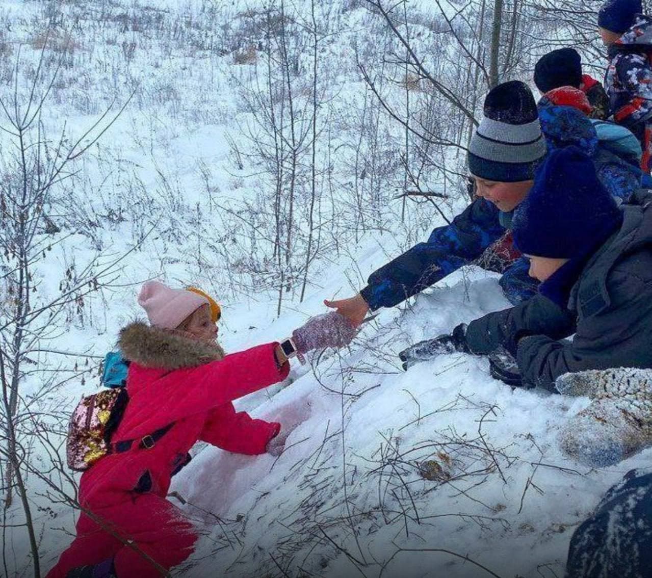 Взаимопомощь в снегу